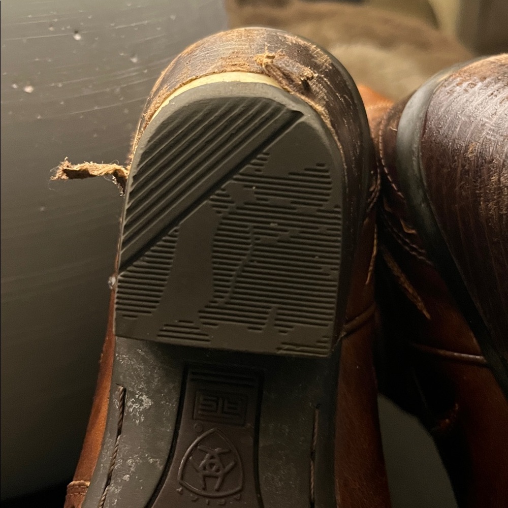 Ariat cowboy boot - Picture 5 of 9